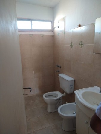 VENTA DUPLEX BARRIO MARIANO MORENO
