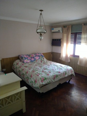 CASA 3 DORM ZONA AV DE LAS AMERICAS