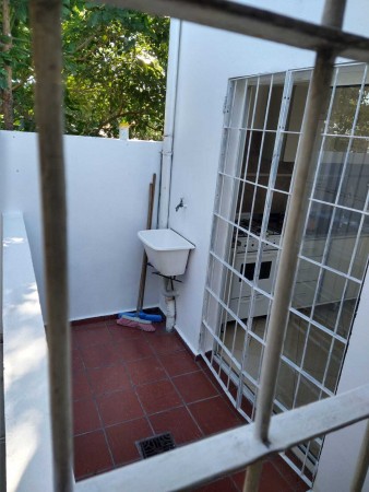 Dpto 2 dormitorios en planta alta