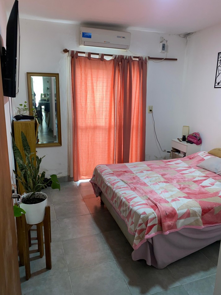 ALQUILO DEPTO 1 DORM CON COCHERA ZONA AMERICAS Y RAMIREZ