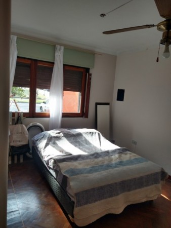 CASA 3 DORM ZONA AV DE LAS AMERICAS