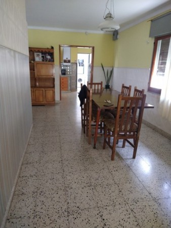 CASA 3 DORM ZONA AV DE LAS AMERICAS