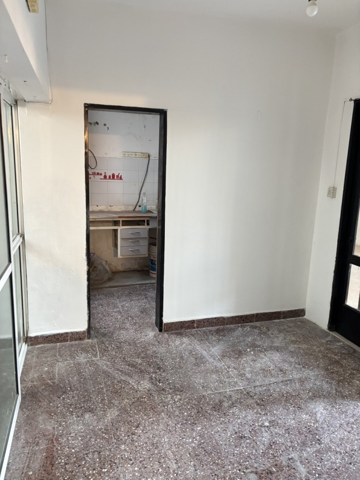 CASA 3 DORM Y PATIO CON VERDE A METROS DE CHURRUARIN