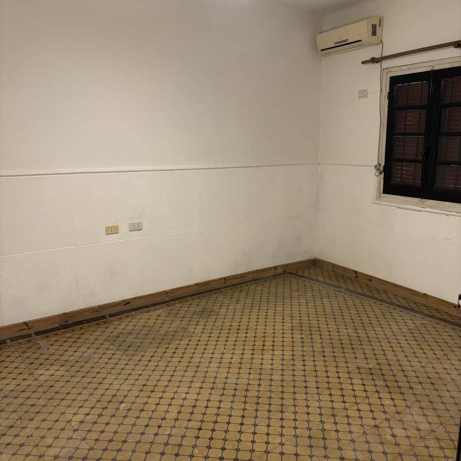 CASA 3 DORM Y PATIO CON VERDE A METROS DE CHURRUARIN