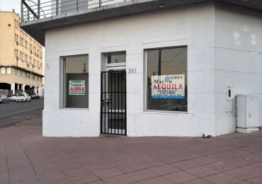 ALQUILO LOCAL ESQUINA ECHAGUE Y ALSINA