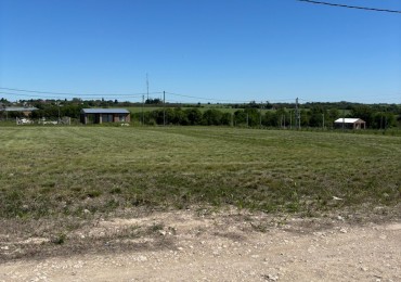 3 LOTES CONTIGUOS LISTOS PARA CONSTRUIR